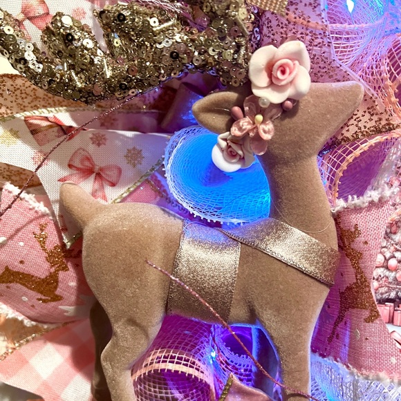 Handmade Pink Winter Floral Reindeer Holiday Ribbon Door Wreath 22 ins W82 - Picture 5 of 12